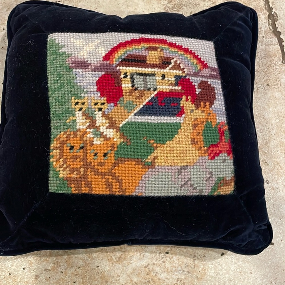 Decorative pillow Noah’s Ark